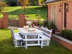 outdoor dining set