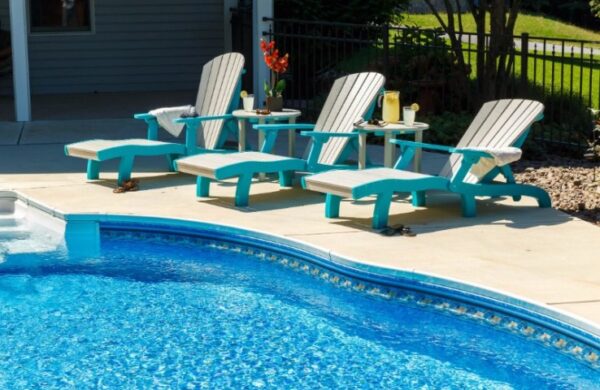 outdoor lounge chair