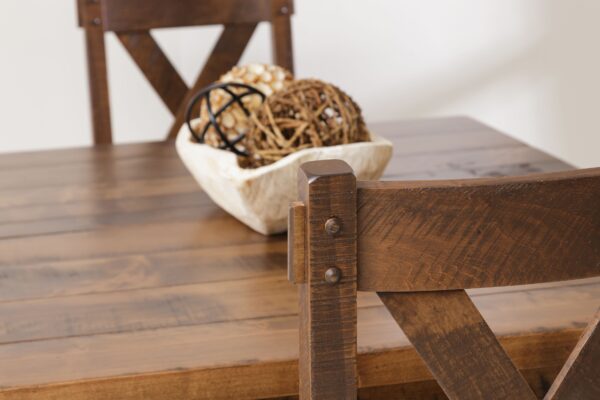 Dining Houston Leg Table Rough Sawn Wormy Maple Detail